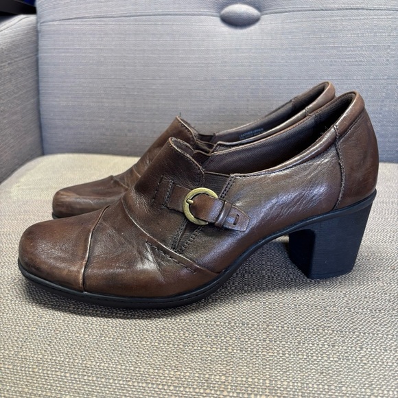 Earth Origins Shoes - Earth Origins Mclean Brown Leather Slip-On Loafers Boots with Buckle Details 9.5